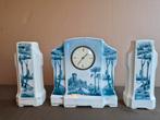 Blauw kaststel met klok, Antiek en Kunst, Antiek | Klokken, Ophalen