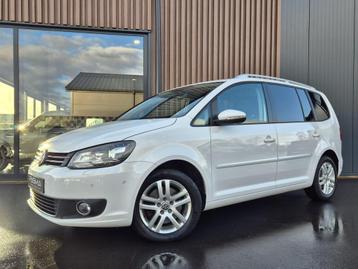 Volkswagen Touran 1.4 TSI Highline | Pano | Navi | Automaat  beschikbaar voor biedingen