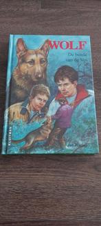 Wolf - De bende van de Vos, Ophalen of Verzenden, Gelezen, Jan Postma