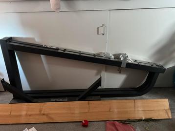 Squat rack beschikbaar voor biedingen