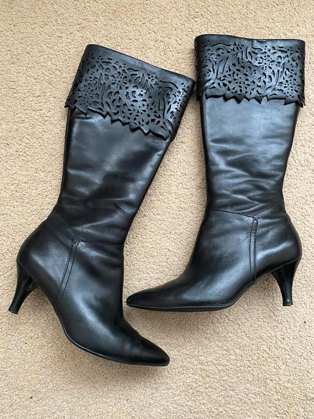 Ecco lederen laarzen mt.40, Kleding | Dames, Schoenen, Zo goed als nieuw, Hoge laarzen, Zwart, Ophalen of Verzenden