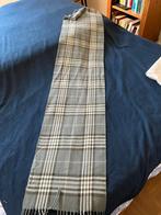 Mooie geruite sjaal, Maat 38/40 (M), Evora, Ophalen of Verzenden, Zo goed als nieuw