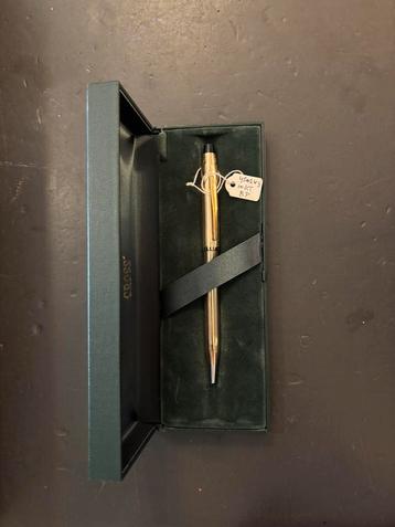 Cross pen beschikbaar voor biedingen