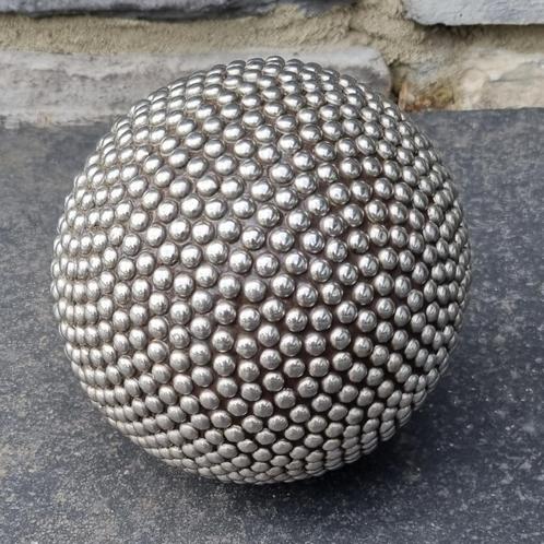 Bal met studs, Huis en Inrichting, Woonaccessoires | Overige, Gebruikt, Ophalen