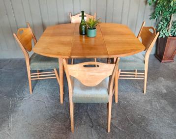 Vintage retro eethoek jaren 50/60 retro uittrektafel stoelen beschikbaar voor biedingen