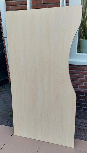 buroblad beschikbaar voor biedingen