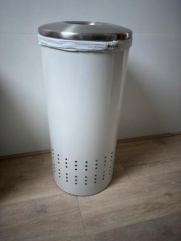 Brabantia wasmand crèmekleurig beschikbaar voor biedingen