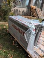 Te koop 27 betonnen dakpannen sneldek monier, Doe-het-zelf en Verbouw, Dakpannen en Dakbedekking, Steen of Klei, Nieuw, Ophalen of Verzenden