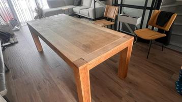 Robuuste eettafel 95 x 220cm beschikbaar voor biedingen