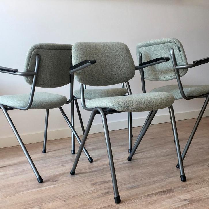 Buisframe stoelen 4x, groen/grijs, nieuw gestoffeerd, Huis en Inrichting, Stoelen, Zo goed als nieuw, Vier, Stof, Grijs, Ophalen