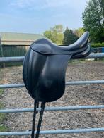 Luc Childeric DSC dressuurzadel 17,5 inch boommaat 2, Dieren en Toebehoren, Paarden en Pony's | Zadels, Ophalen of Verzenden, Gebruikt
