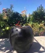 Grote bloempot vaas zwart terracotta bol handwerk 36cm, Tuin en Terras, Bloempotten, 25 tot 40 cm, Gebruikt, Rond, Binnen