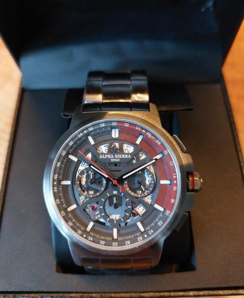 Horloge, Sieraden, Tassen en Uiterlijk, Horloges | Heren, Nieuw, Polshorloge, Overige merken, Staal, Staal, Ophalen of Verzenden