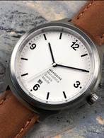 Mondaine Helvetica Swiss Made Bold n01, Sieraden, Tassen en Uiterlijk, Horloges | Heren, Overige merken, Leer, Staal, Polshorloge
