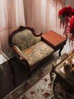 Klassiek telefoonbankje, ook wel bekend als halbankje, Ophalen