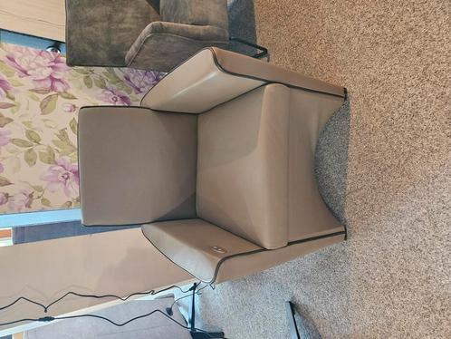 Eetkamerstoel "Santo", Huis en Inrichting, Stoelen, Nieuw, Eén, Leer, Overige kleuren, Ophalen