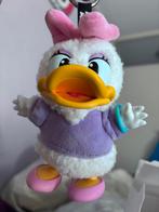 Disney “Labubu” Mickey Family keychain, Verzamelen, Ophalen, Zo goed als nieuw