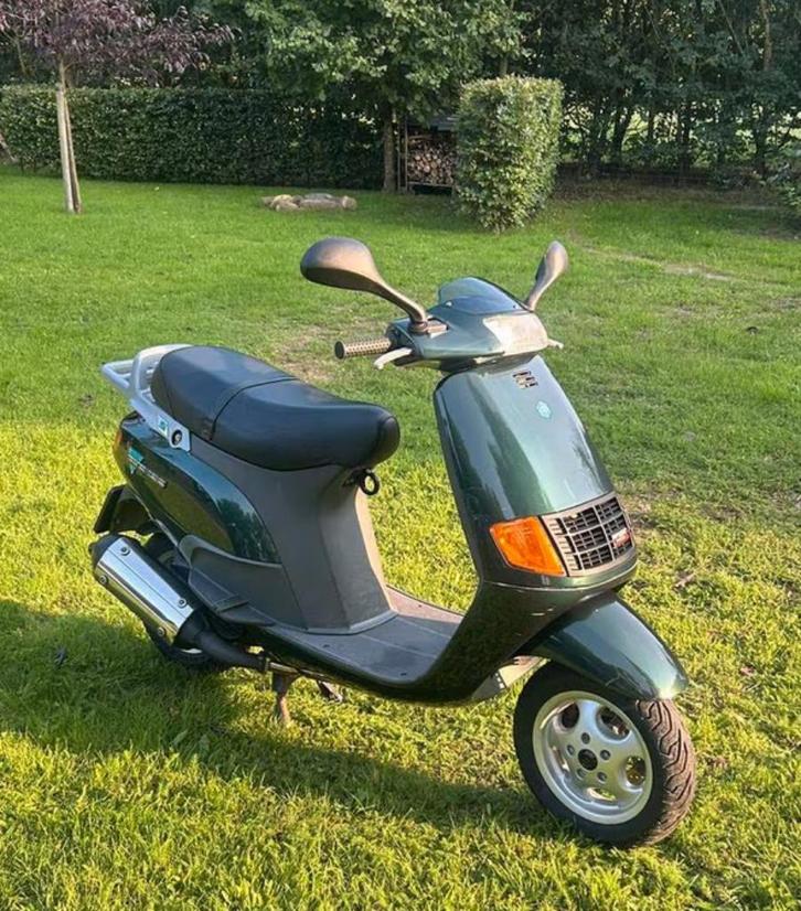 piaggio skr 183cc, Fietsen en Brommers, Scooters | Piaggio, Nieuw, Overige modellen, Maximaal 45 km/u, Benzine, Ophalen