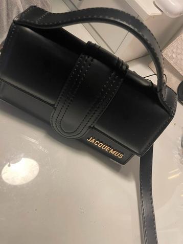 Jacquemus tas beschikbaar voor biedingen
