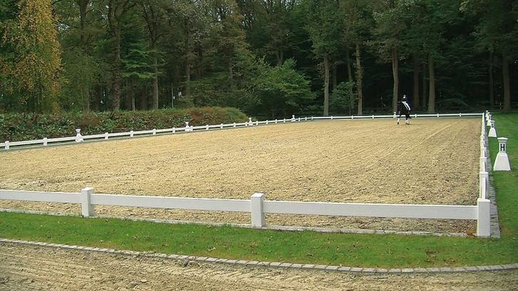 Kunststof dressuurpistes, permanente dressuurring, rijbakomr, Dieren en Toebehoren, Paarden en Pony's | Overige Paardenspullen
