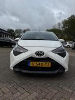 Toyota Aygo 1.0 VVT-i x-play ltd, Auto's, Toyota, Voorwielaandrijving, Gebruikt, Euro 6, 4 stoelen