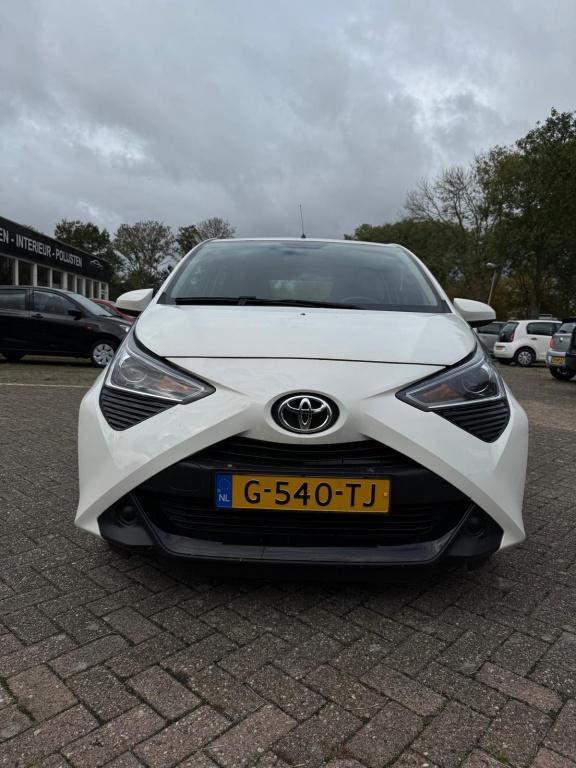 Toyota Aygo 1.0 VVT-i x-play ltd, Auto's, Toyota, Bedrijf, Aygo, ABS, Achteruitrijcamera, Airbags, Airconditioning, Android Auto