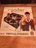 Trivial Pursuit Harry Potter Engels, Hobby en Vrije tijd, Gezelschapsspellen | Bordspellen, Vijf spelers of meer, Ophalen of Verzenden