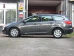 Ford Focus Wagon 1.0 Trend Automaat NAV, Stoel verw, Parkeer, Auto's, Gebruikt, Euro 6, Grijs, 3 cilinders