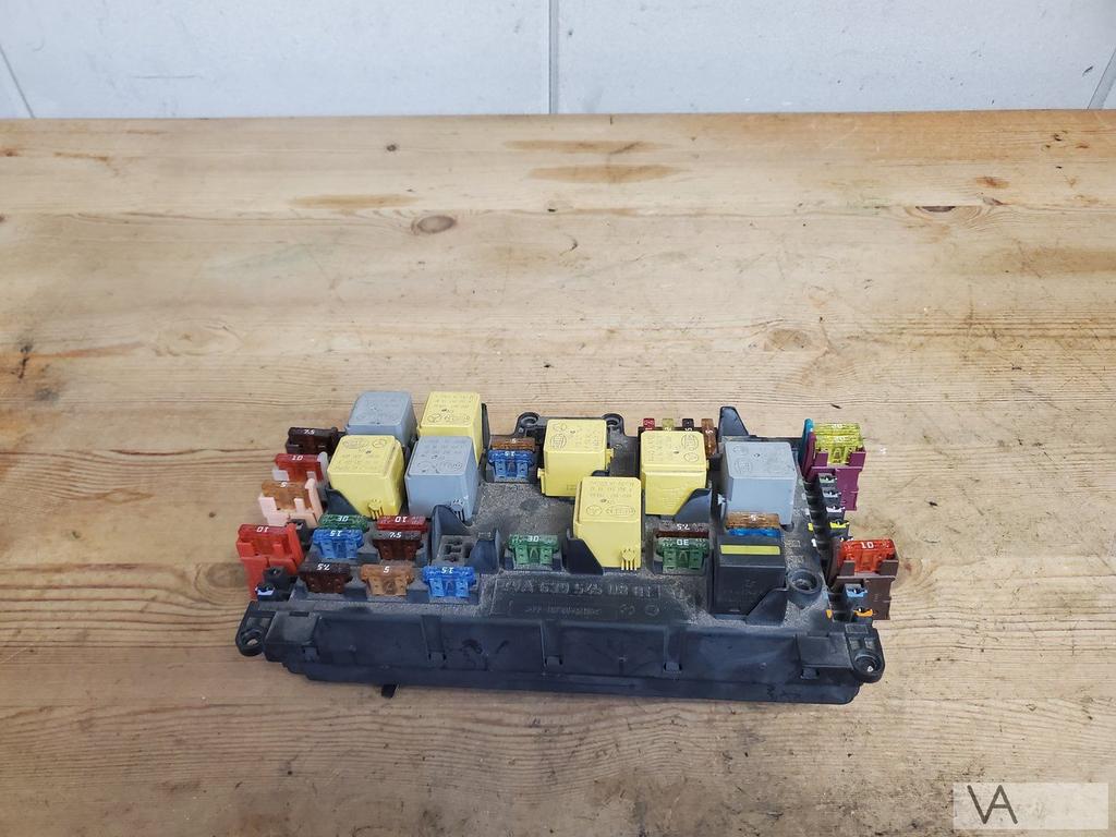 Mercedes Vito W639 2003 - 2013 zekeringkast a6395450801 €100, Ophalen of Verzenden, Gebruikt, Mercedes-Benz