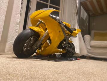 Gele Mini Bike beschikbaar voor biedingen