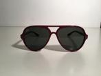 RAY-BAN Zonnebril ( in Hilversum ), Gebruikt, Zonnebril, Paars, Ophalen of Verzenden