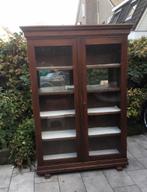 Antieke kast, Ophalen