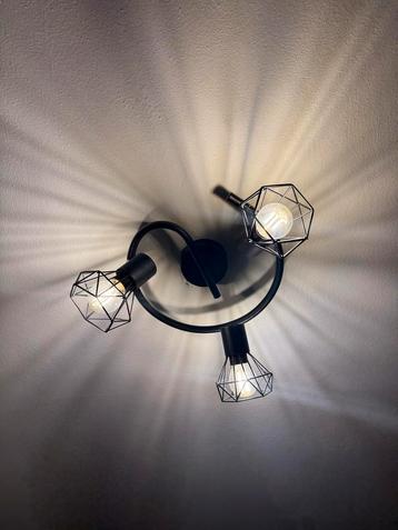 Moderne Plafondlamp met 3 Spots beschikbaar voor biedingen