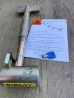 Steady  caravan wielslot, Ophalen, Gebruikt