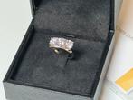 Gouden ring met 3 diamanten totaal 2.12ct met certificaat!, Nieuw, Ophalen of Verzenden, 17 tot 18, Met edelsteen