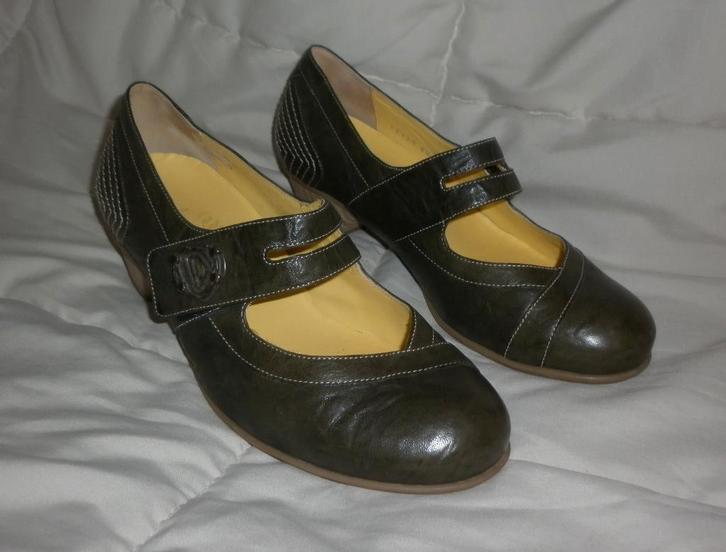 pumps maat 38 merk : Durea, Kleding | Dames, Schoenen, Zo goed als nieuw, Pumps, Grijs, Ophalen of Verzenden