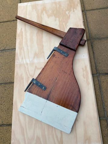 Roer ;Oude decoratieve roer/achterroer beschikbaar voor biedingen