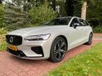 Volvo V60 T8 Plug-in Hybrid | R-design | Dealeronderhouden, Auto's, Automaat, Leder en Stof, Plug-in hybride, Dealer onderhouden