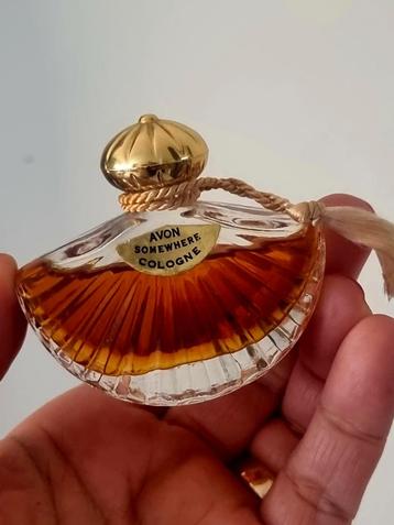 Zeldzaam 1961 Avon Somewhere puur parfum  beschikbaar voor biedingen