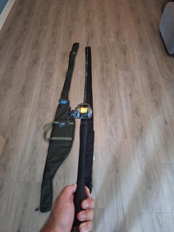 Westin W3 hybrid cast baitcaster + Abu garcia  Max4lp41 reel, Watersport en Boten, Hengelsport | Roofvissen, Zo goed als nieuw