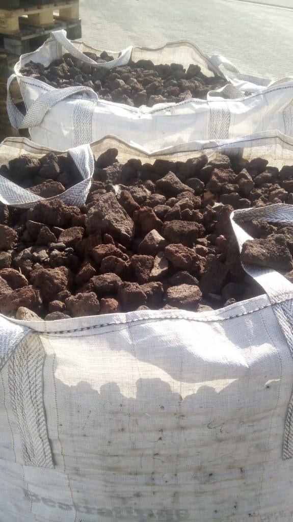 Lava split rood/bruin 40/80 mm 2 kuub, Tuin en Terras, Grind, Keien en Split, Nieuw, Split, Bruin, Ophalen