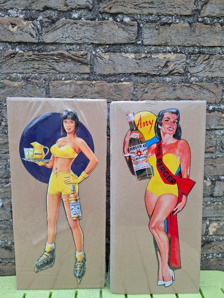 2 reclameborden Pin-up Berger, Verzamelen, Merken en Reclamevoorwerpen, Ophalen of Verzenden, Nieuw, Reclamebord