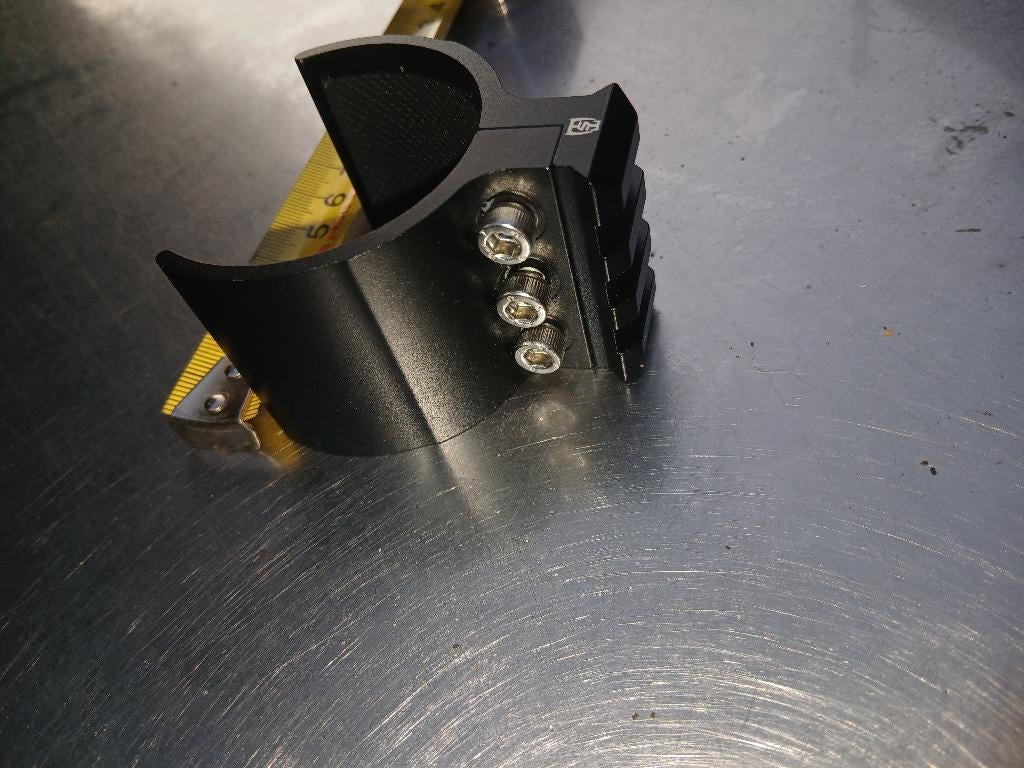 Saber Tactical aluminium bottle  Clamp 52mm, Sport en Fitness, Schietsport-accessoires, Ophalen of Verzenden, Gebruikt