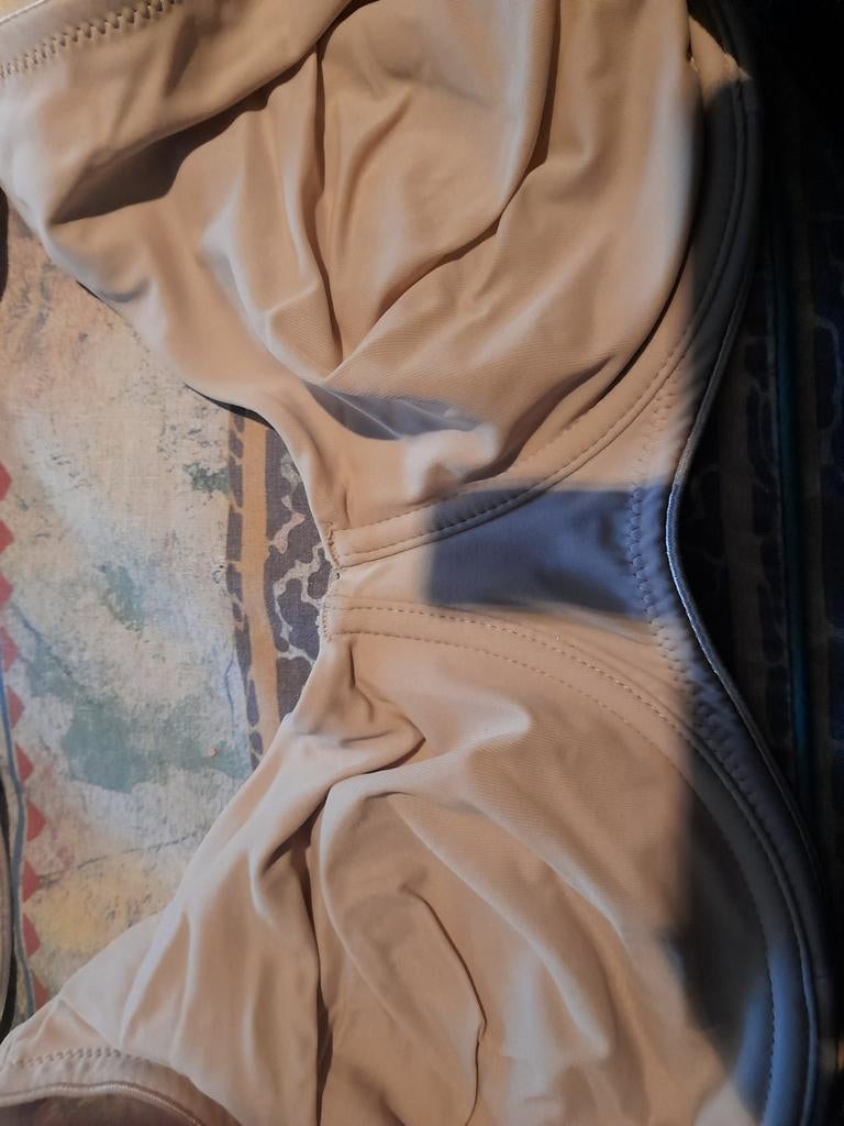 Hema BH 85E - Gedragen, nog prima staat, Hema, Ophalen of Verzenden, Beige, BH