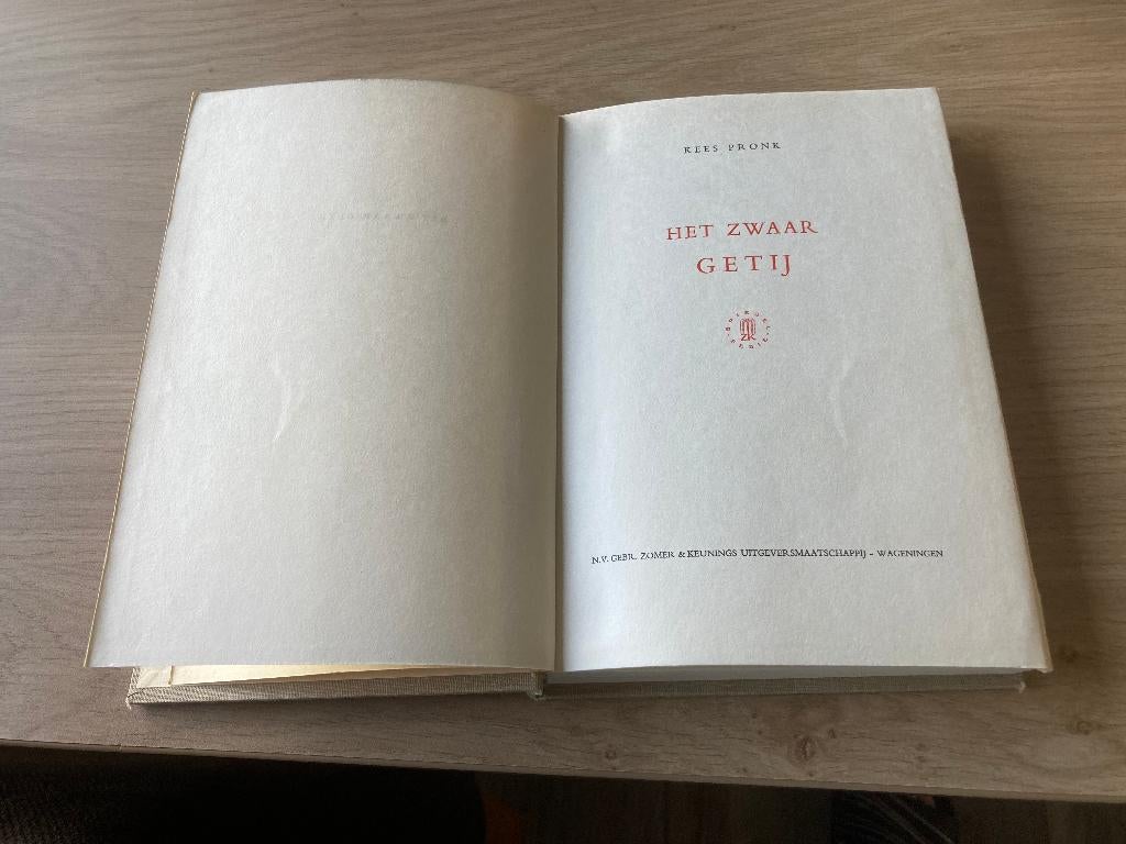 Boek Kees Pronk, Boeken, Ophalen of Verzenden, Gelezen