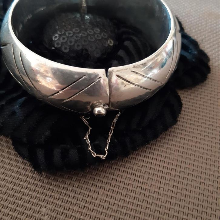 Vintage zilveren Taxco Mexico armband gegraveerde decoratie, Sieraden, Tassen en Uiterlijk, Armbanden, Gebruikt, Zilver, Zilver