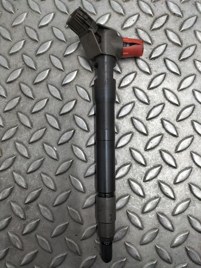 MAZDA CX-5 BRANDSTOF INJECTOR / VERSTUIVER SH0113H50 2014, Ophalen of Verzenden, Gebruikt, Stiba lid