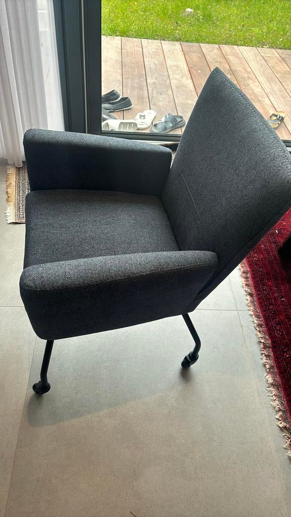 Donkerblauwe stoel met wieltjes designer, Ophalen, Gebruikt, Eén, Stof