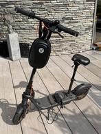 Mooie elektrische ninebot step met oplader en zadel, Ophalen, Zo goed als nieuw, Elektrische step (E-scooter)