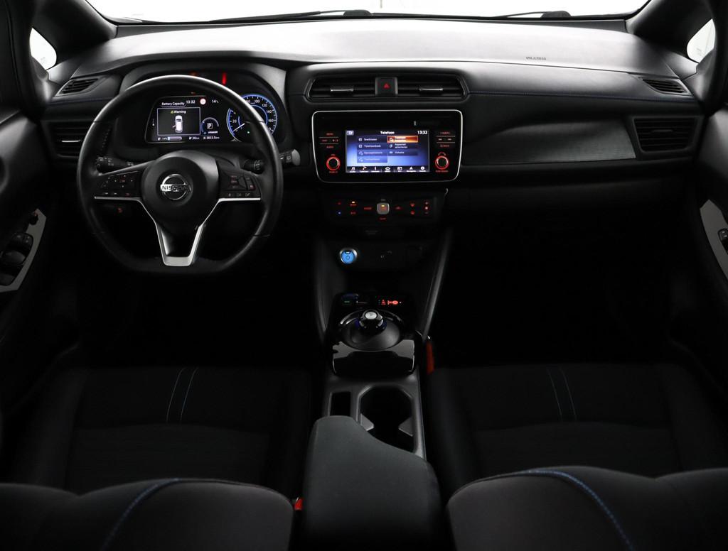 Nissan LEAF Acenta 40 kWh | Navi | Camera | All-Season Bande, Auto's, 12 maanden, Stof, Gebruikt, Wit